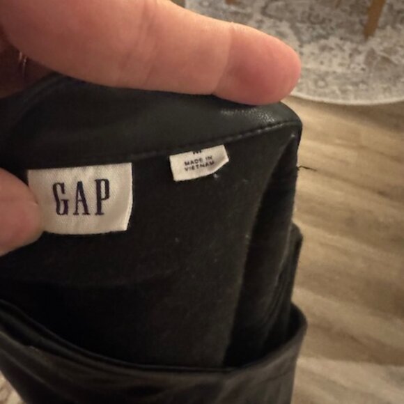 Gap Faux Leather Skirt - Picture 3 of 5